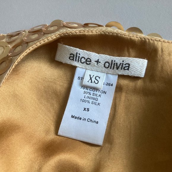 Alice + Olivia Gold Metallic Scoop Neck Micro Mini Shift Dress or Tunic, sz 4 - Picture 5 of 7